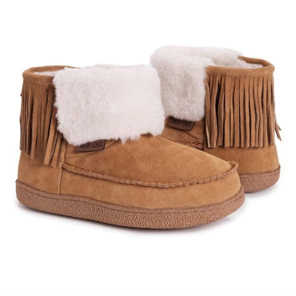 Muk Luks Leather Goods Camel Fringe Suede Boots, 8 & 9 - Picture 7 of 7